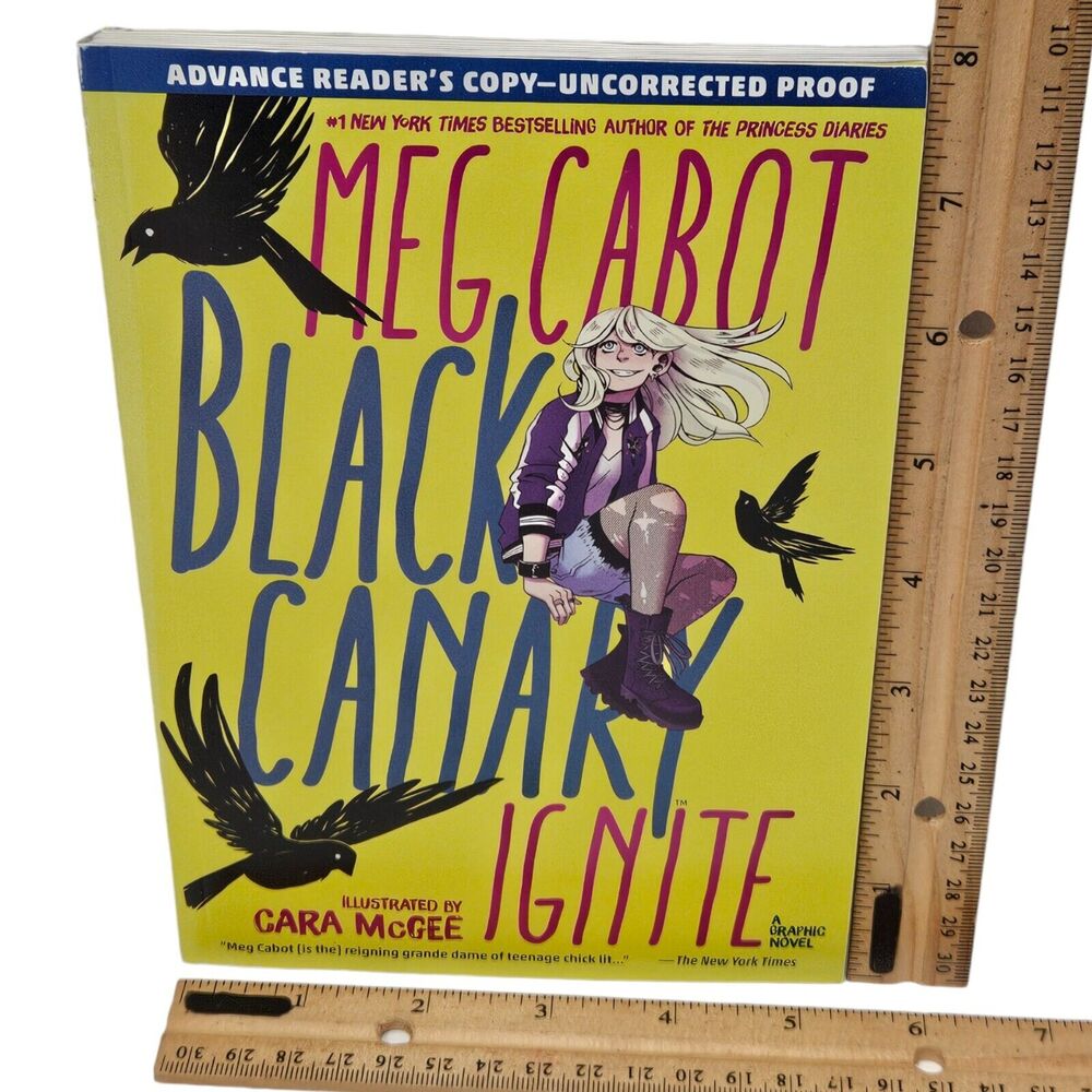 Black Canary Ignite - Meg Cabot - DC Comic Universe Softcover Book 2019